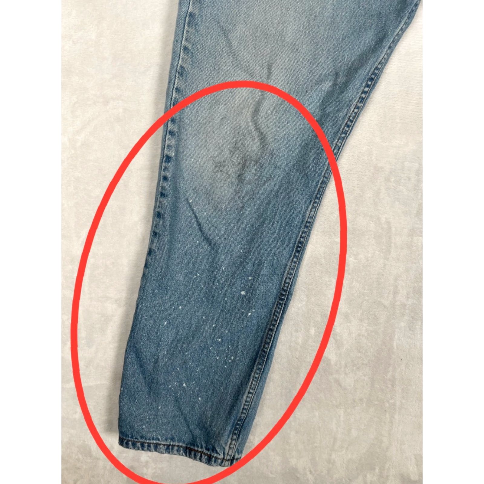 Levi's VINTAGE Levi’s 505 Denim Jeans Size 34x32 Medium Wash Blue 5-Pocket Grunge Distressed 80s 90s USA Mens Jeans Regular Hem/Zip Size US 34 / EU 50 - 2 Thumbnail