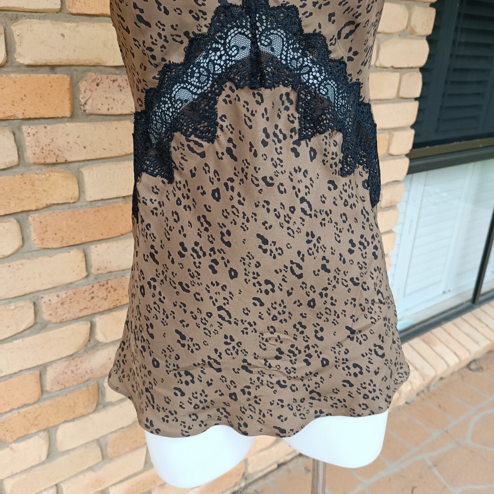 Designer × Uniqlo Carine Roitfeld X Uniqlo Silk Leopard Tank Top Brown Lace Size M / US 6-8 / IT 42-44 - 5 Thumbnail