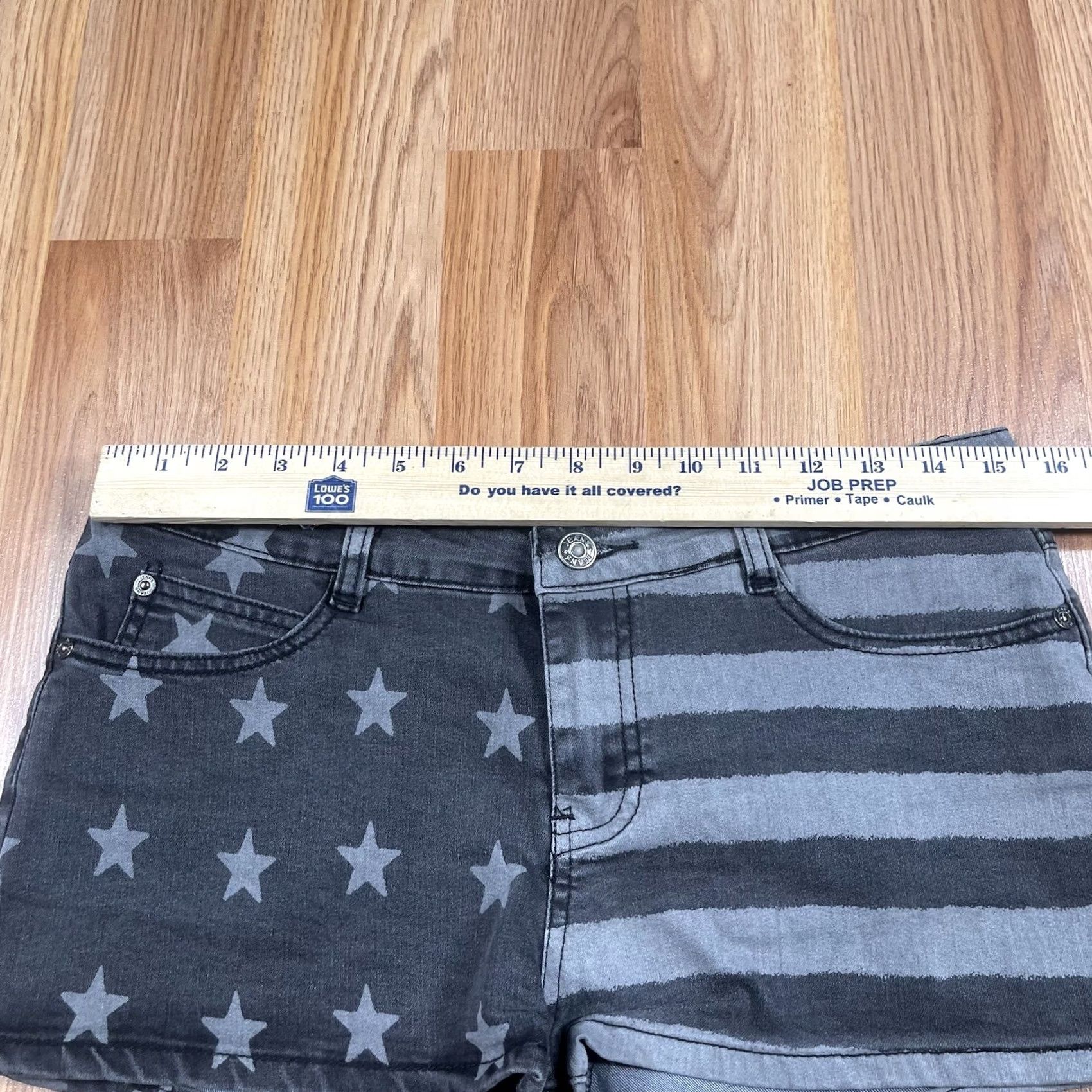 CO Sophyline & Co Denim Shorts Womens M Medium Stretch Pockets American Flag Black 5-Pocket Design Casual Shorts Size 32" / US 10 / IT 46 - 3 Thumbnail