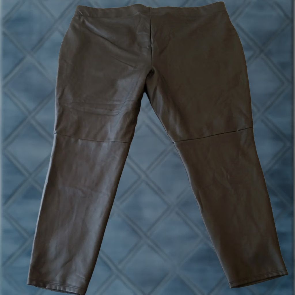 Vintage Lane Bryant Pants Womens Size 26/28 Black Faux Leather Skinny Ankle Pull On Size 26" / US 2 / IT 38 - 1 Thumbnail