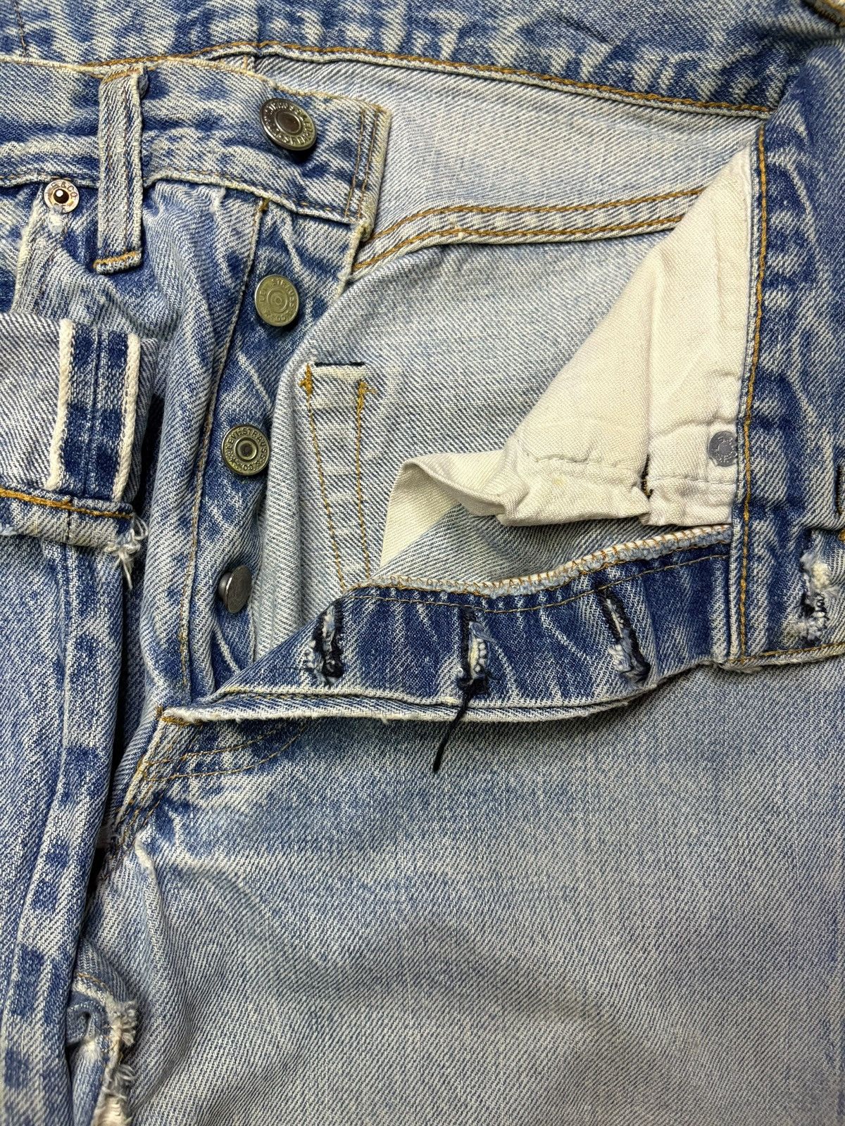 Levi's Vintage 70s Levis 501 Big E Selvedge Distress Jeans Button 6 Size US 26 / EU 42 - 4 Thumbnail