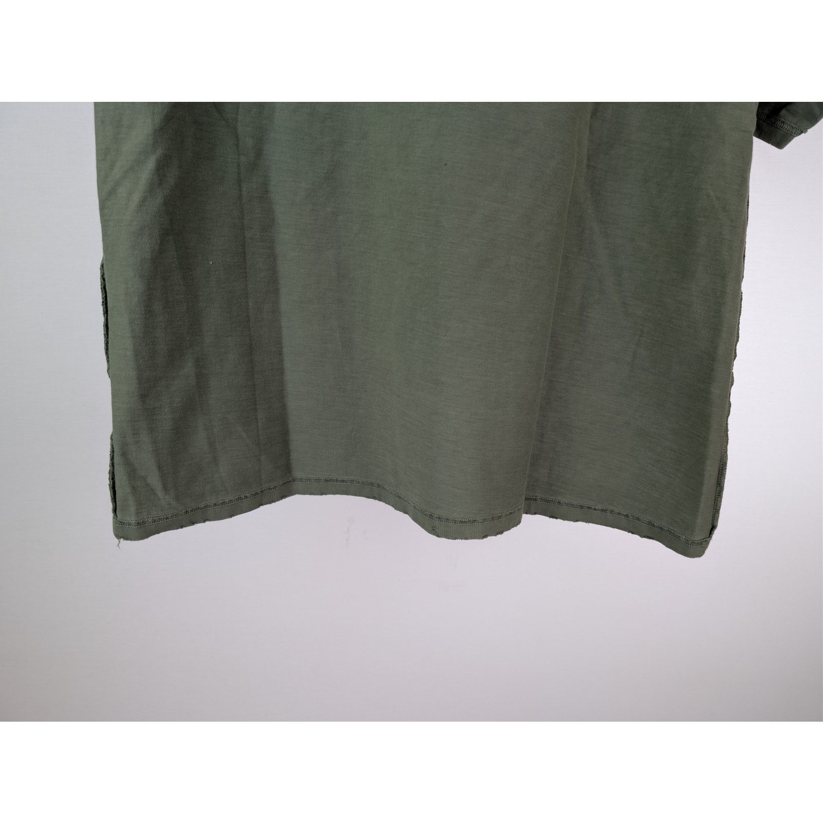 Balenciaga o1rshd1 Contrast Logo Embroidery T-Shirt in Green Size US L / EU 52-54 / 3 - 12 Thumbnail