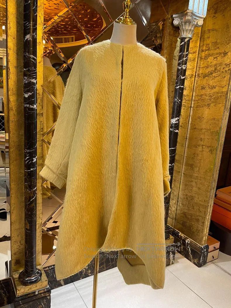 Valentino Valentino Alpaca cape coat Size M / US 6-8 / IT 42-44 - 2 Thumbnail