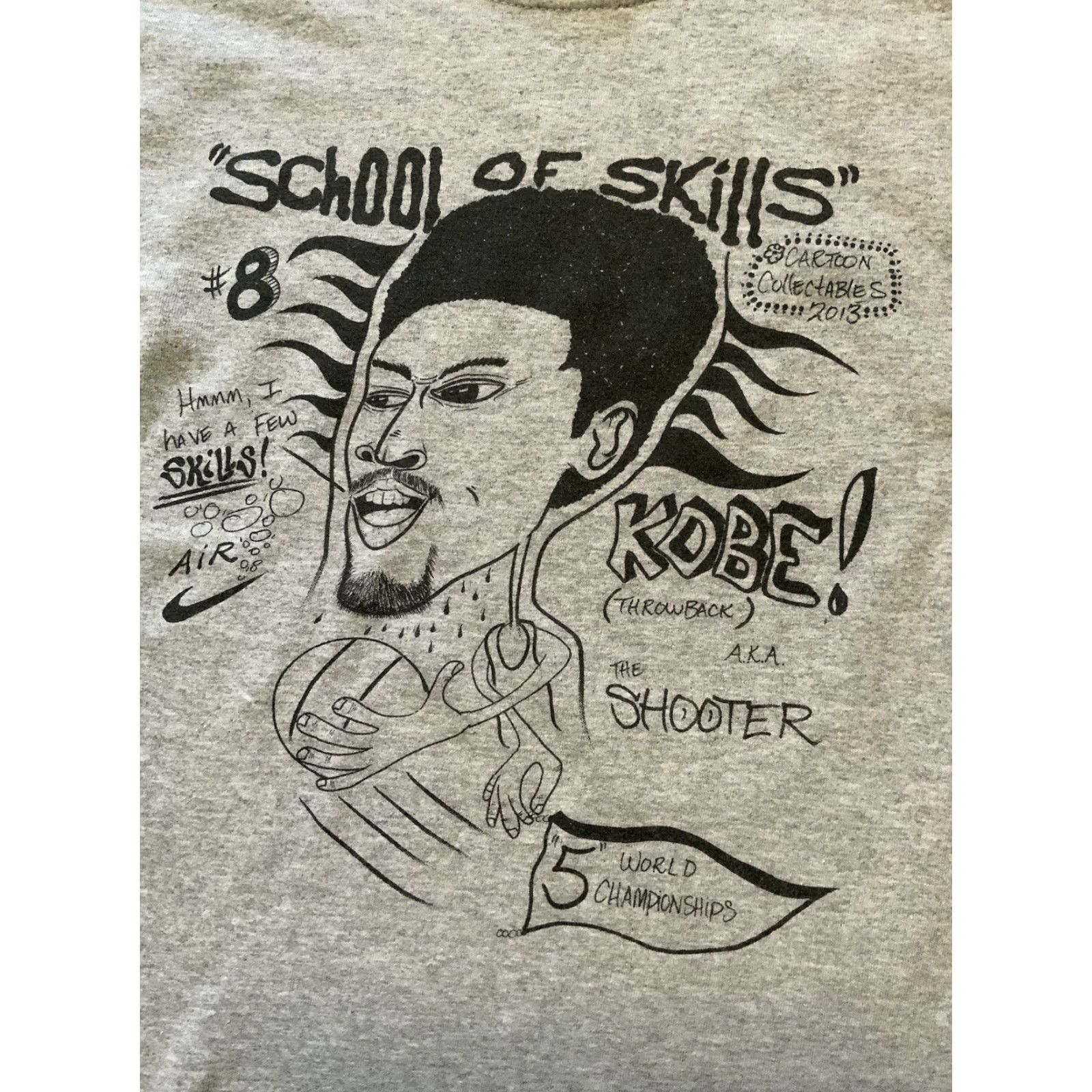 Gildan Kobe Bryant 2013 D League Graphic T-Shirt School Of Skills Cartoon Collectables Gray Small Men Size US S / EU 44-46 / 1 - 2 Thumbnail