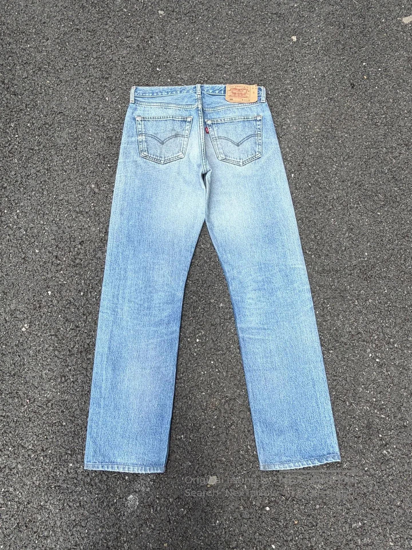Vintage Vintage Levis 501 Washed Blue Jeans. Size US 33 - 7 Thumbnail