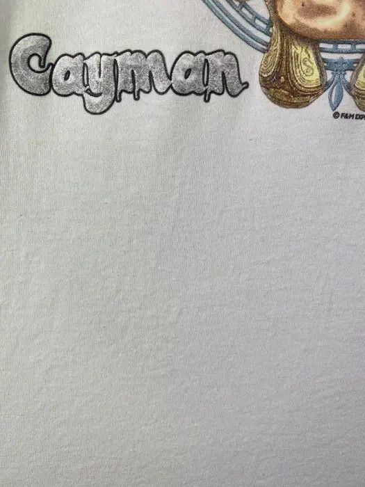 Band Tees Hanes cayman island T-shirt movie size L white vintage Size US L / EU 52-54 / 3 - 5 Thumbnail