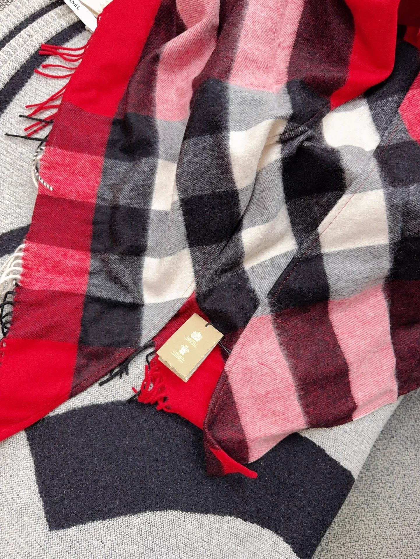 Burberry Burberry Red Black Colorblock Classic Check Cashmere Scarf Size ONE SIZE - 3 Thumbnail