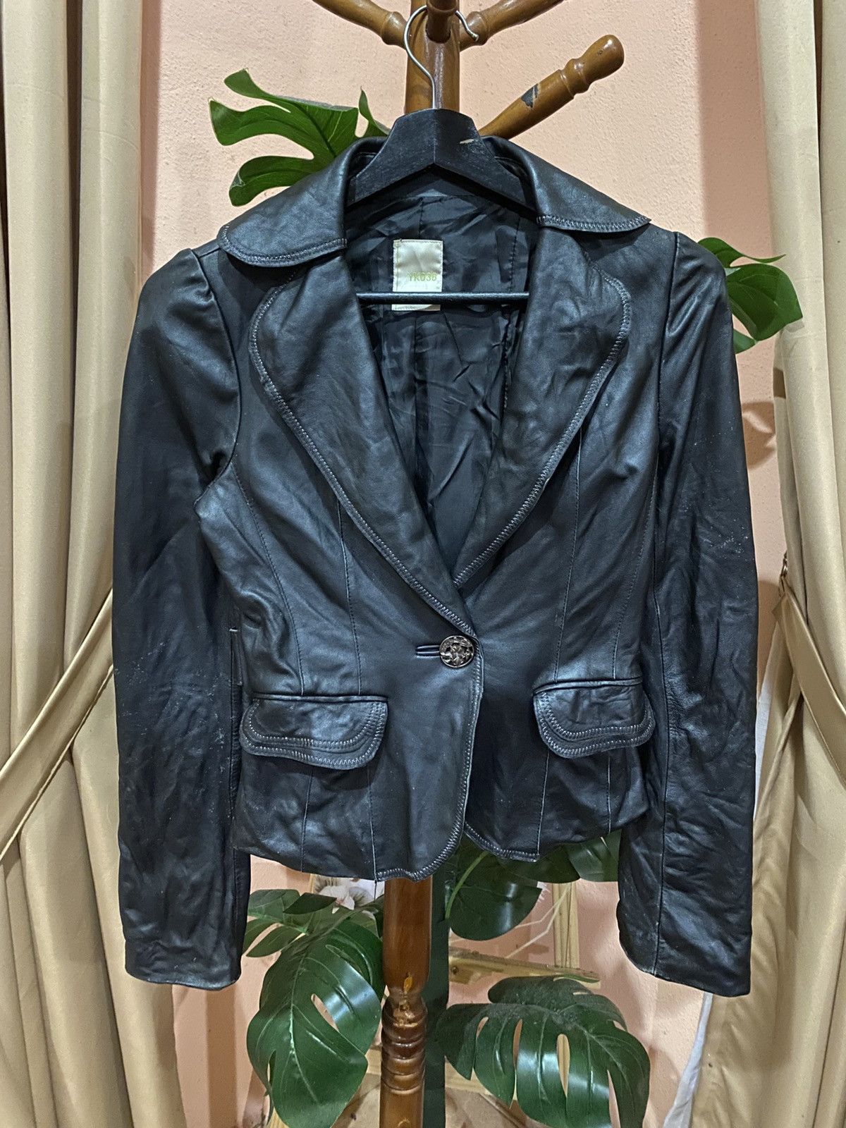 Other Vintage YK038 Black Leather Women’s Blazer Jacket - Classic Size XS / US 0-2 / IT 36-38 - 1 Thumbnail