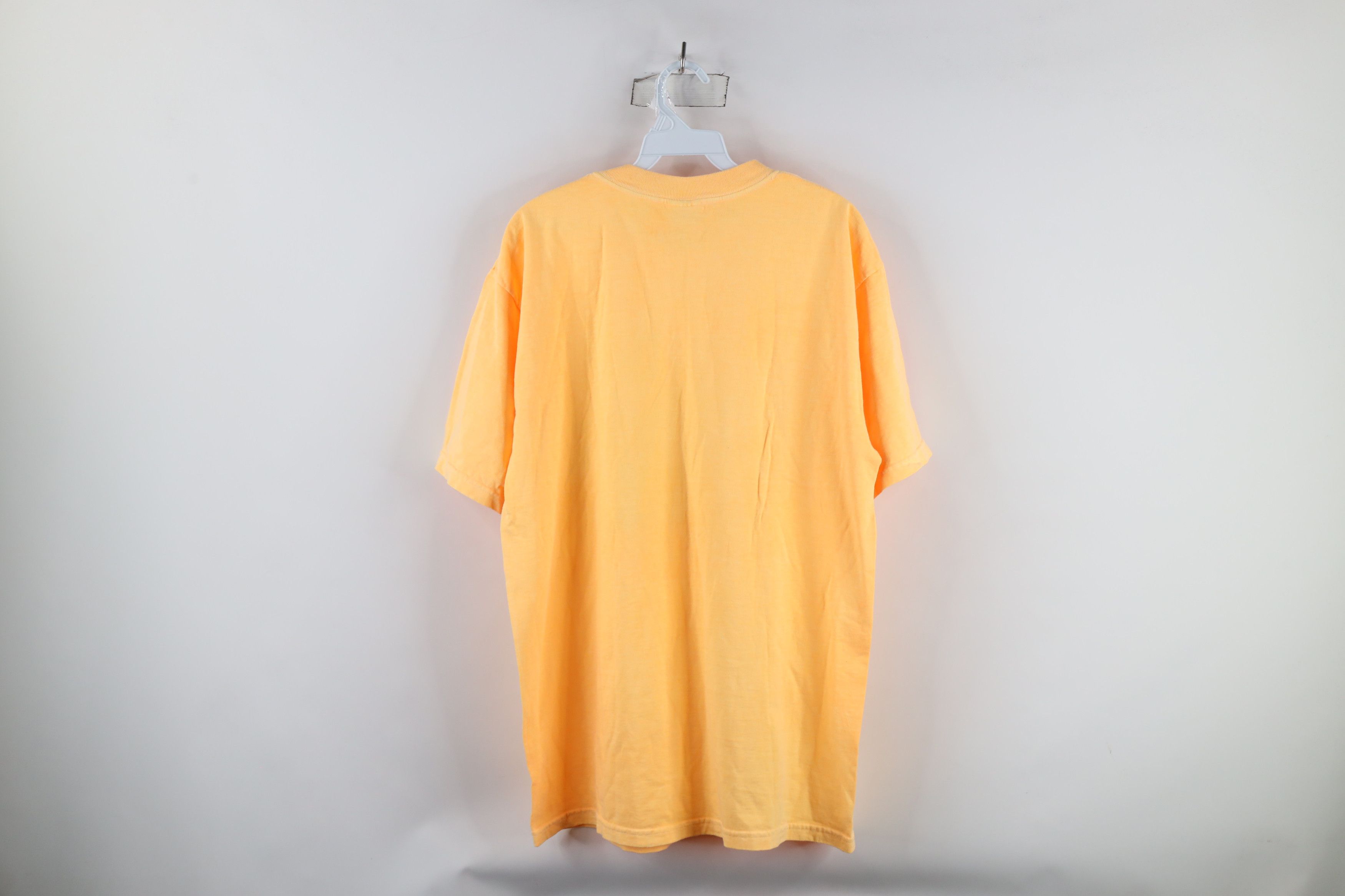 Vintage Vintage 90s Streetwear Dye Muskego Wisconsin Bear T-Shirt Size US L / EU 52-54 / 3 - 7 Thumbnail