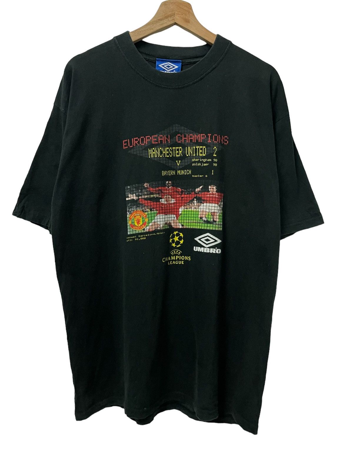 Vintage Very Rare Vintage UEFA Final Man U vs Bayern Munich Tee Size US XL / EU 56 / 4 - 1 Thumbnail
