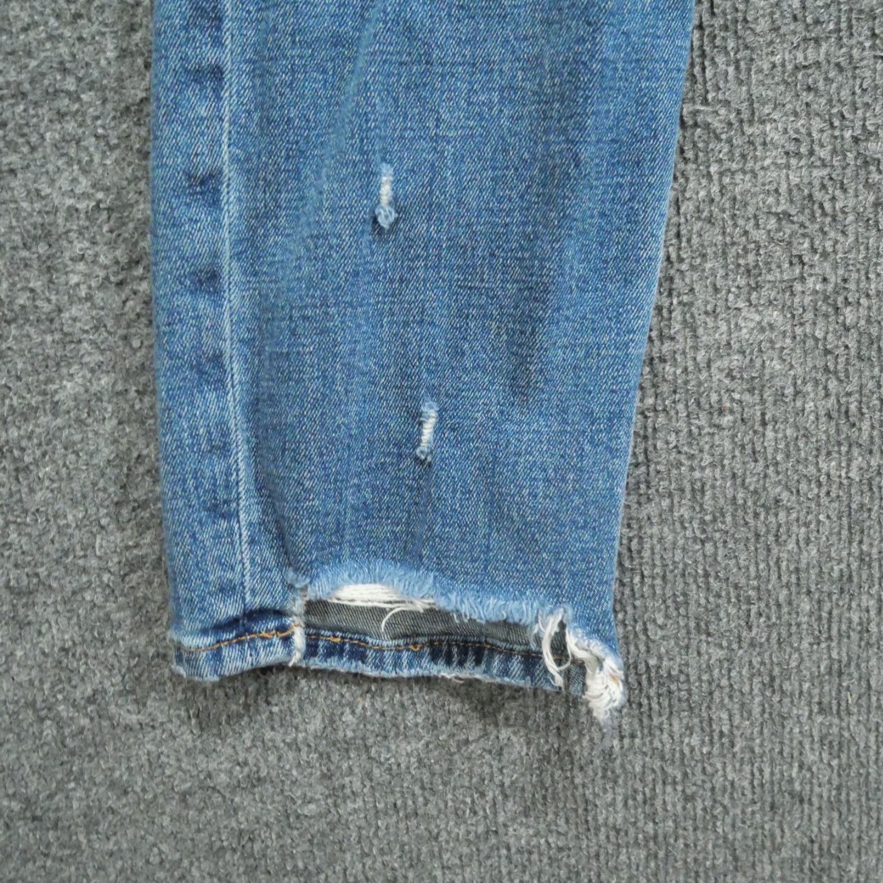 Abercrombie & Fitch Abercrombie & Fitch Jeans Womens 28 Skinny High Rise Distressed Denim Pants Size 28" / US 6 / IT 42 - 4 Thumbnail