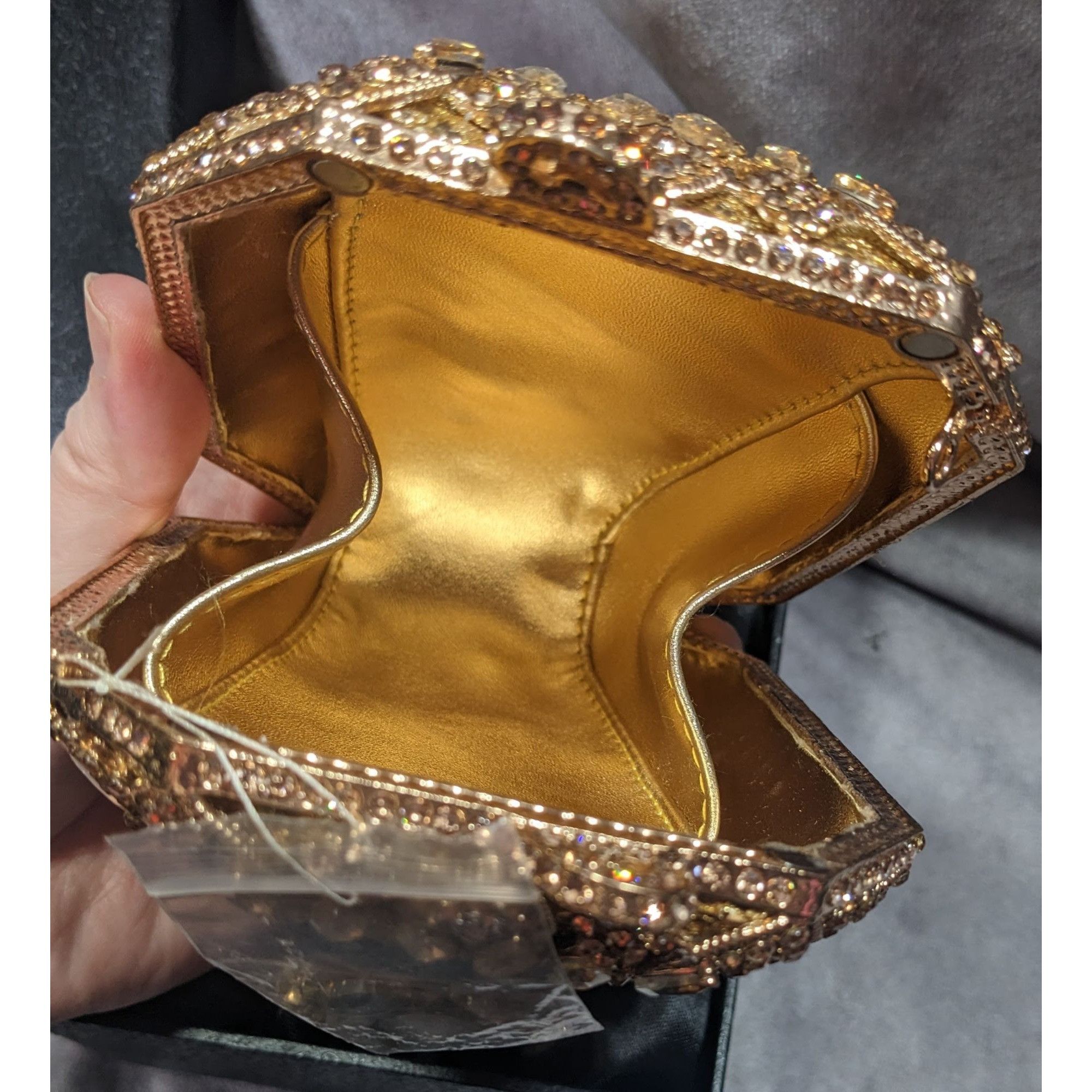 Other Luxury Rhinestone Encrusted Evening Bag Gold Tone With Remov Size ONE SIZE - 13 Thumbnail