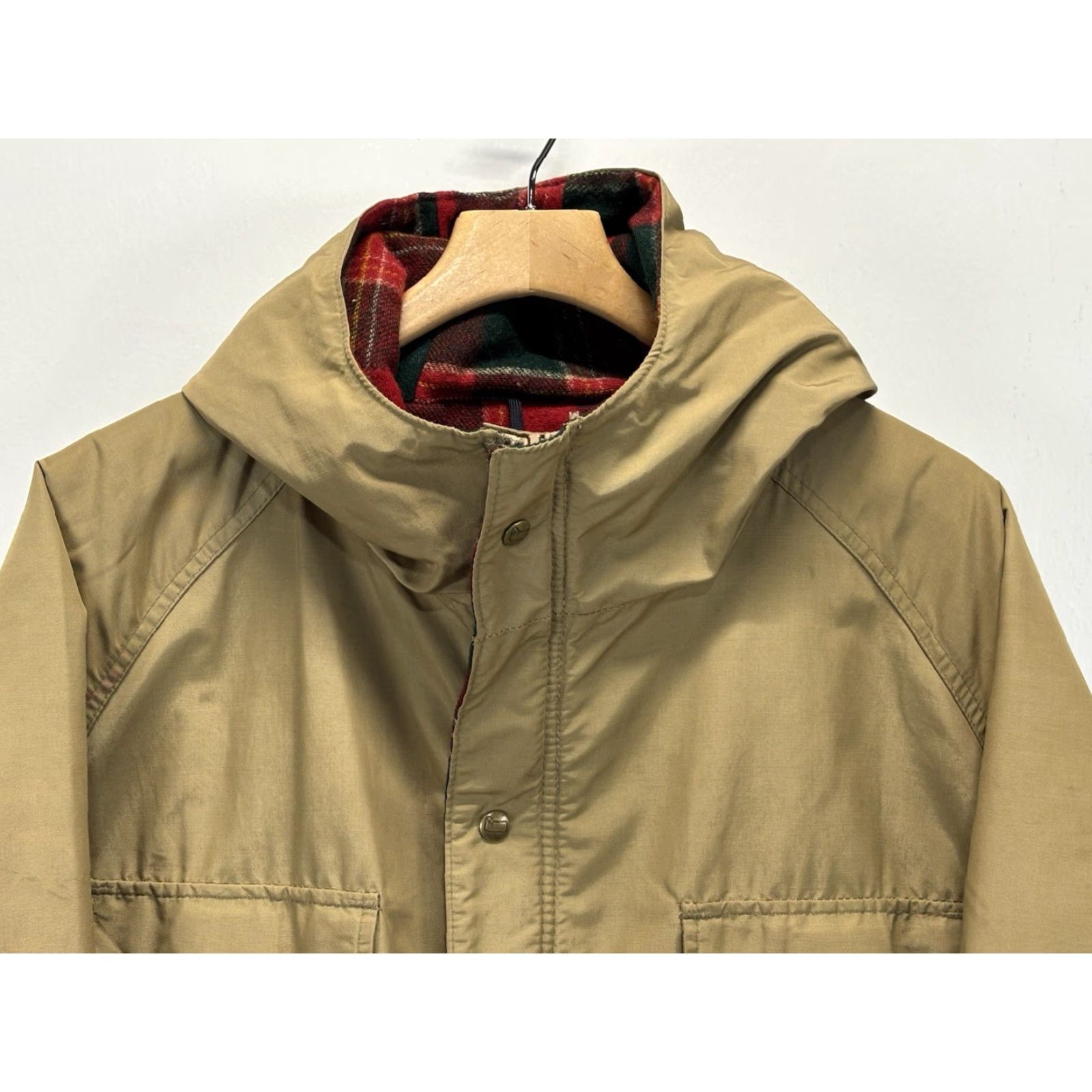 Vintage VINTAGE Woolrich Men's Parka Coat Size XL Mid-Length Cotton Blend Khaki Outdoor 80s 90s Made USA Size US XL / EU 56 / 4 - 2 Thumbnail