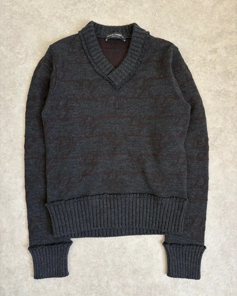 Dolce & Gabbana 2000s Dolce & Gabbana Dark Grey Signature V-Neck Wool Sweater Size US XS / EU 42 / 0 - 1 Thumbnail