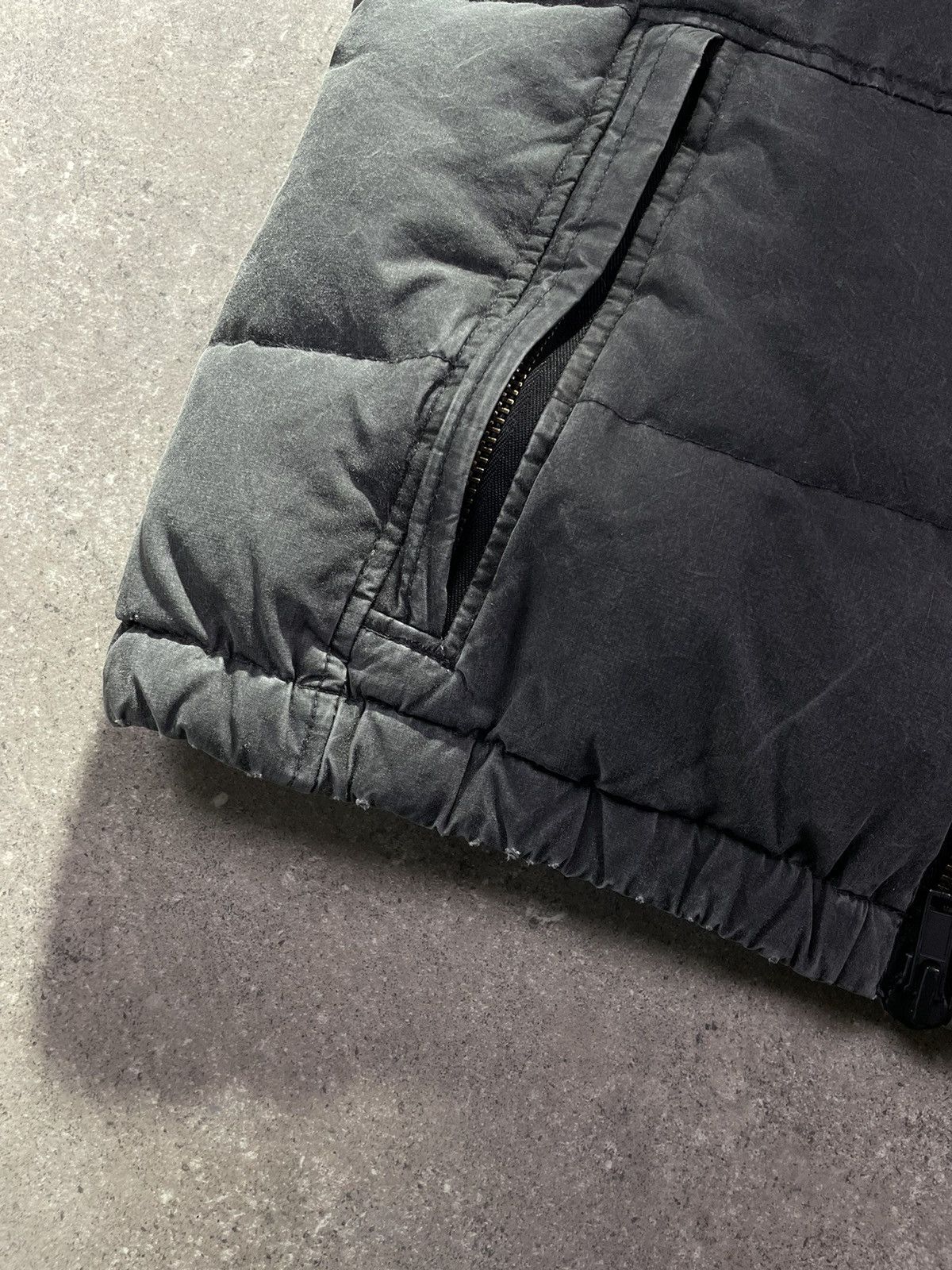 Allsaints Y2K Allsaints Vintage Washed Down Puffer Full Zip Vest Size US M / EU 48-50 / 2 - 8 Thumbnail
