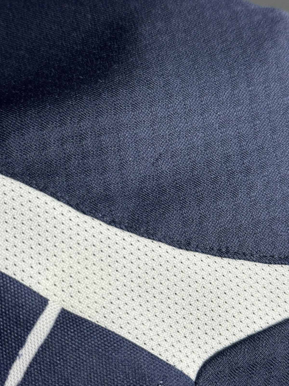Puma Tottenham Hotspur 10/11 Third Football Jersey Size US M / EU 48-50 / 2 - 17 Thumbnail