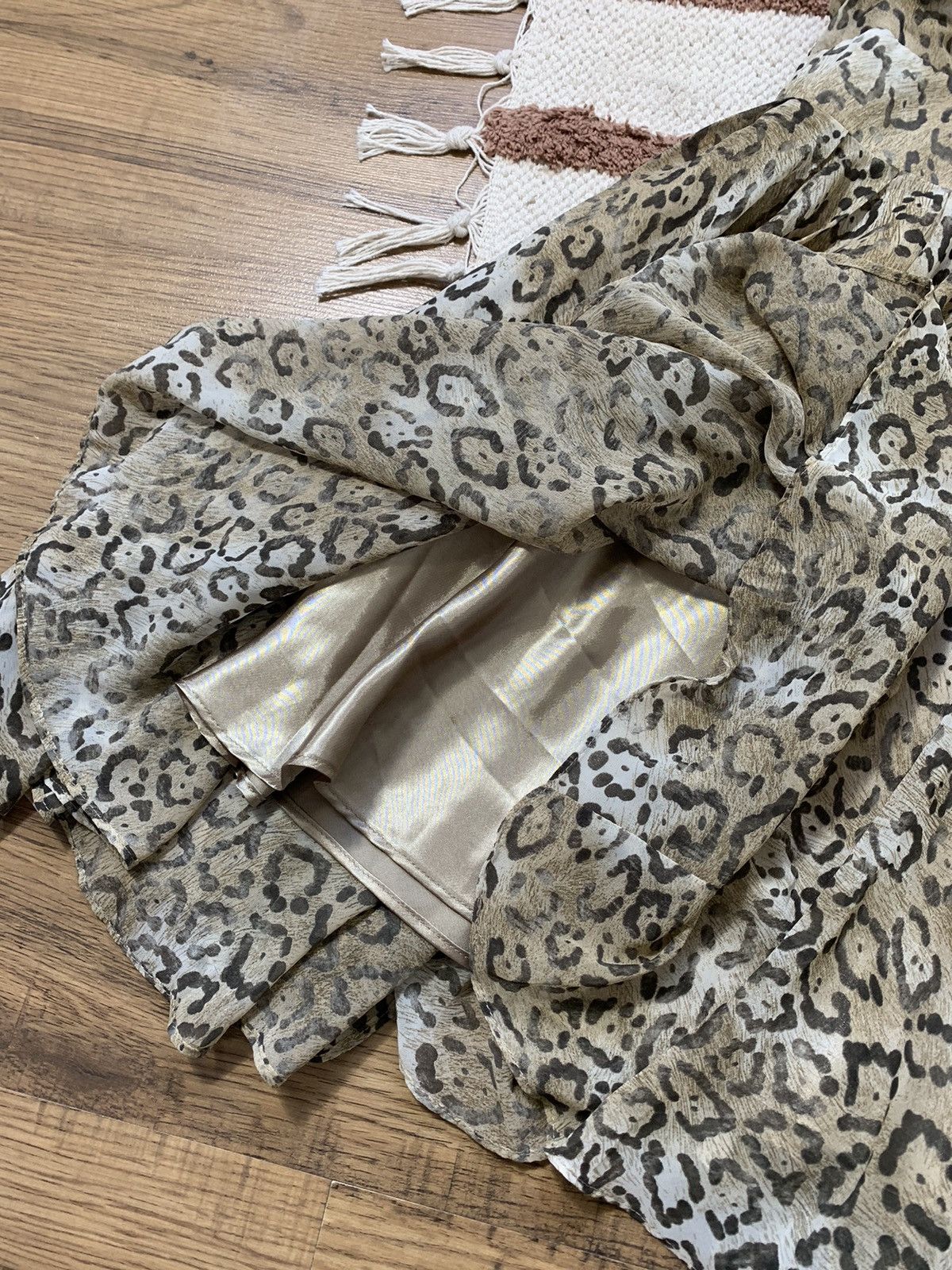 Guess VINTAGE GUESS LOS ANGELES ANIMAL PRINT MINI DRESS Size S / US 4 / IT 40 - 3 Thumbnail