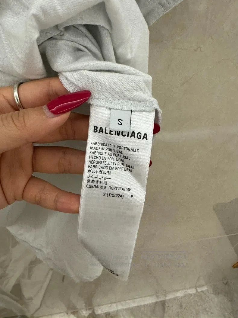 Balenciaga Balenciaga Logo Embroidered Hole Tee. Size US S / EU 44-46 / 1 - 4 Thumbnail