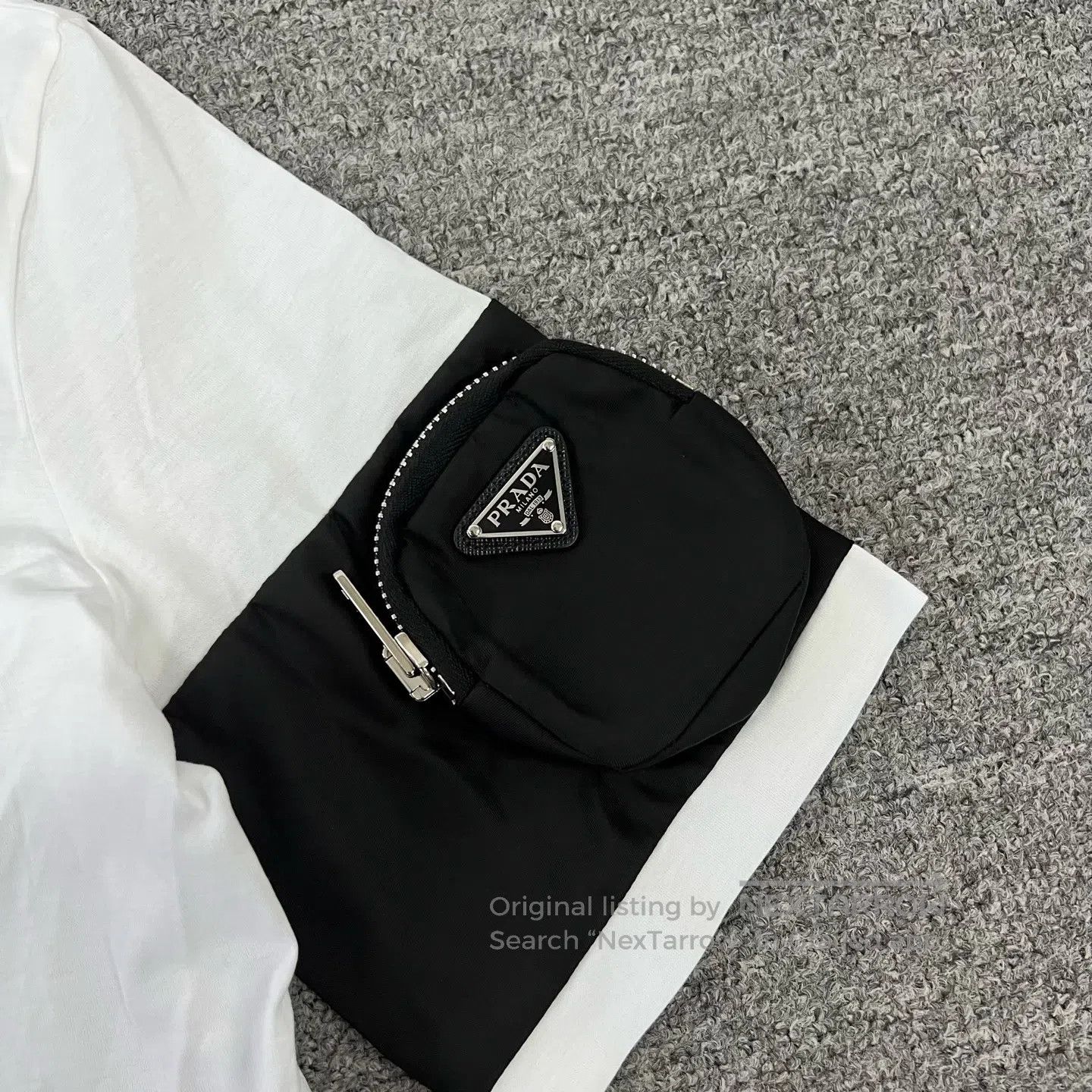 Prada Prada Spliced pocket side label T-shirt| Size US XS / EU 42 / 0 - 5 Thumbnail