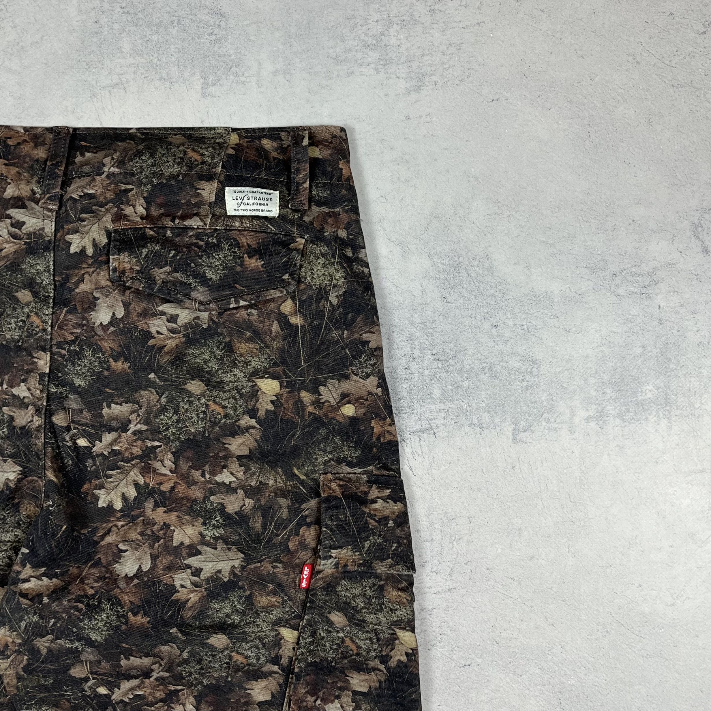 Levi's Levis XX Taper RealTree Camo Cargo Pants Size US 32 / EU 48 - 17 Thumbnail
