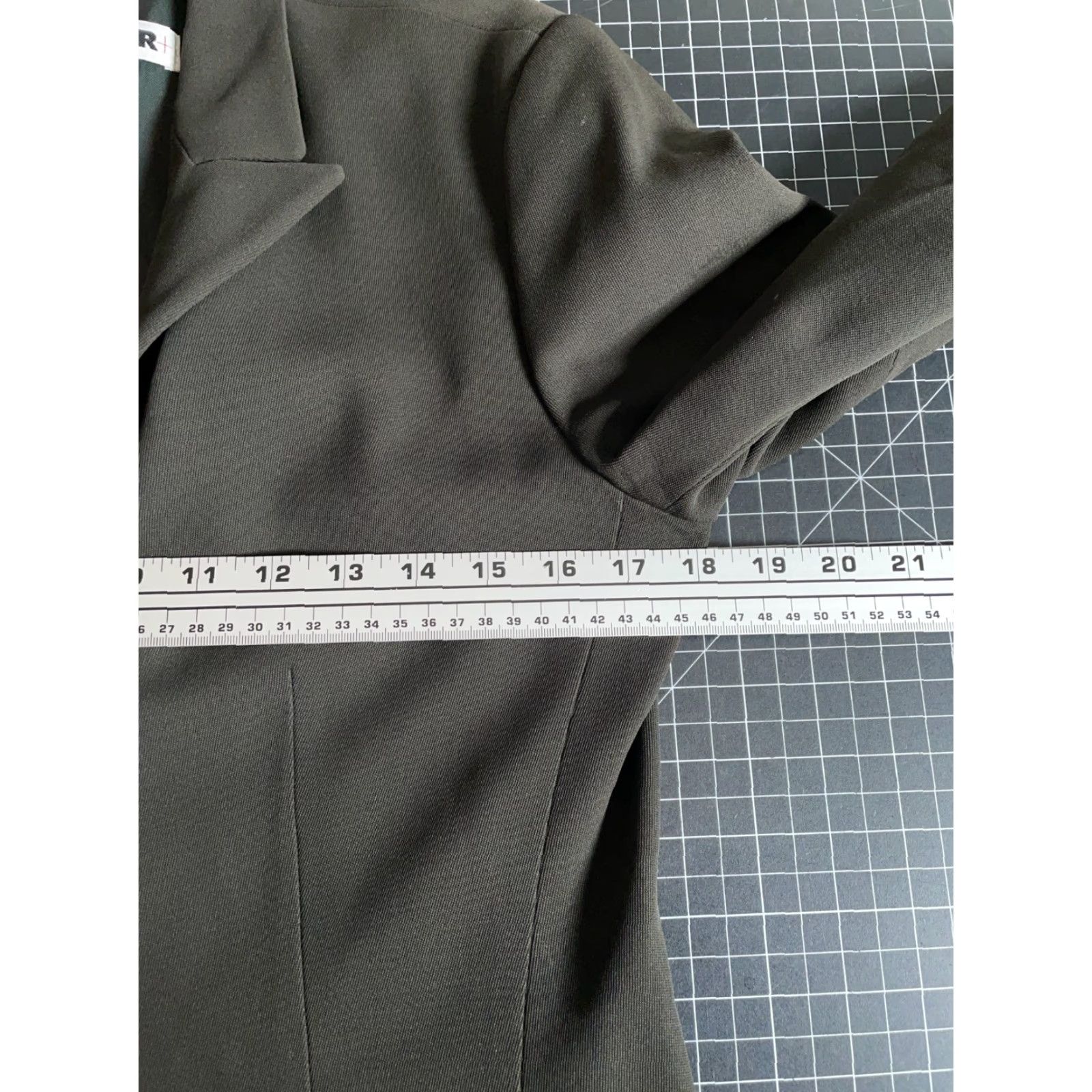 Jil Sander VINTAGE Jil Sander Jacket Women's EU 34 Dark Green Wool Long Blazer 2 XS Regular Germany Mens? Size XS / US 0-2 / IT 36-38 - 6 Thumbnail
