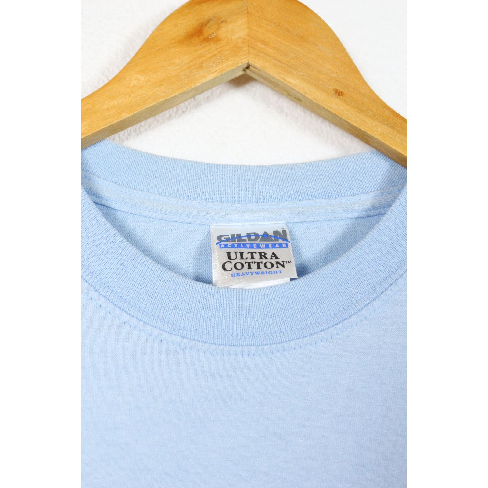 Vintage Vintage Canada Toronto Leaf Embroidered Logo Tee Tshirt 90s Size US M / EU 48-50 / 2 - 4 Thumbnail
