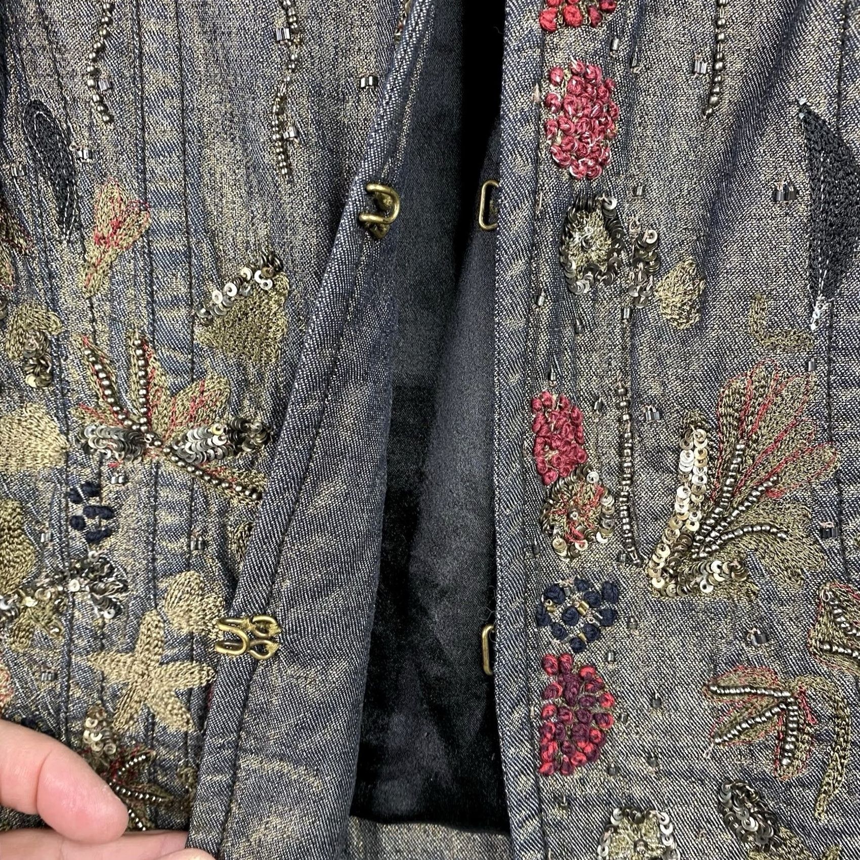 Vintage Chico's Womens Jacket S Blue Floral Embroidered Beaded Lined Boho Casual Cotton Short Sleeve Jacket Womens Size S / US 4 / IT 40 - 5 Thumbnail