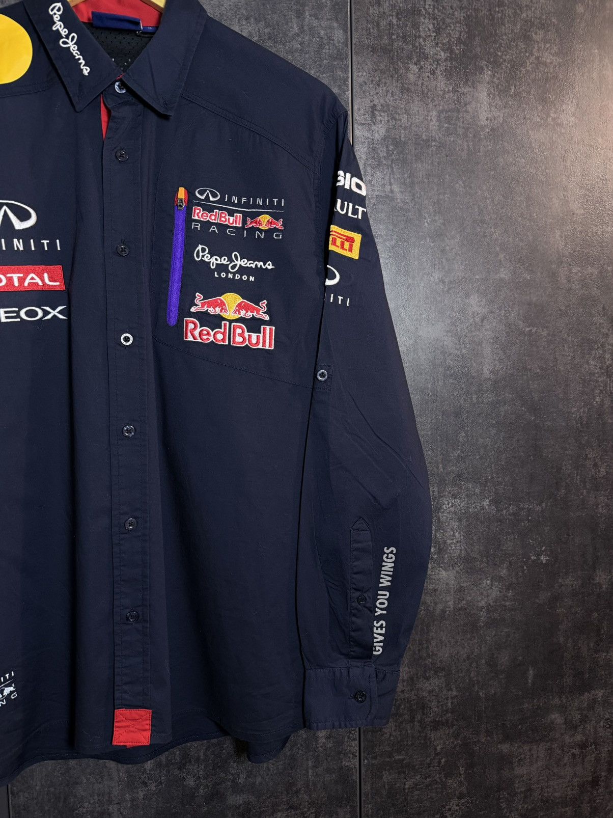 Pepe Jeans Sick Red Bull F1 Infiniti Racing Button Up Pepe Jeans Subaru Size US M / EU 48-50 / 2 - 5 Thumbnail
