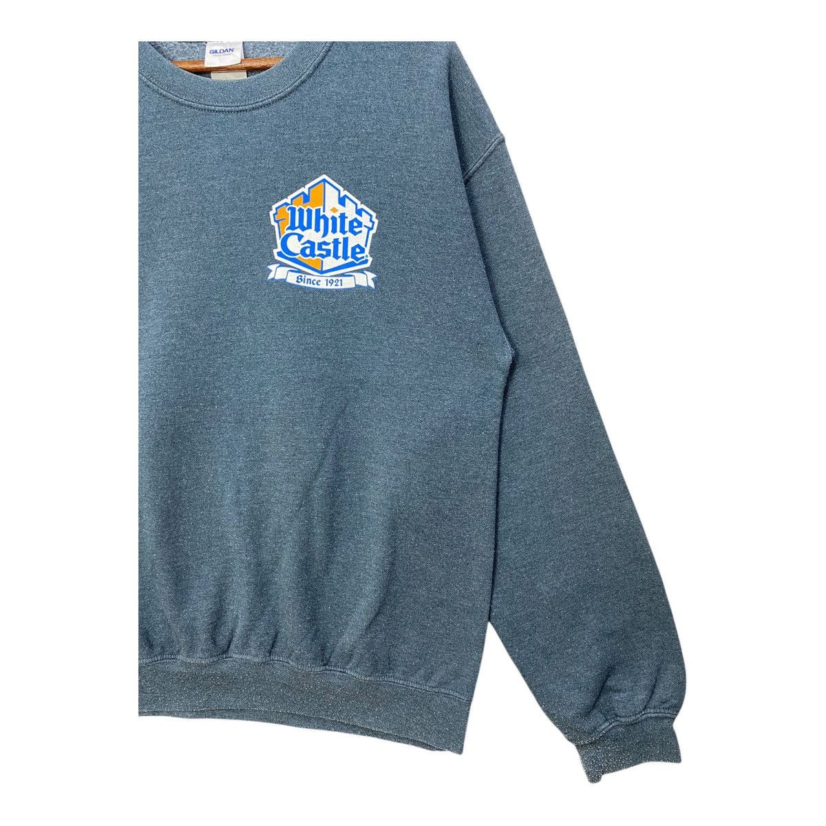 Gildan Vintage Gildan White Castle Sweatshirt Big Logo Crewneck Size US M / EU 48-50 / 2 - 3 Thumbnail