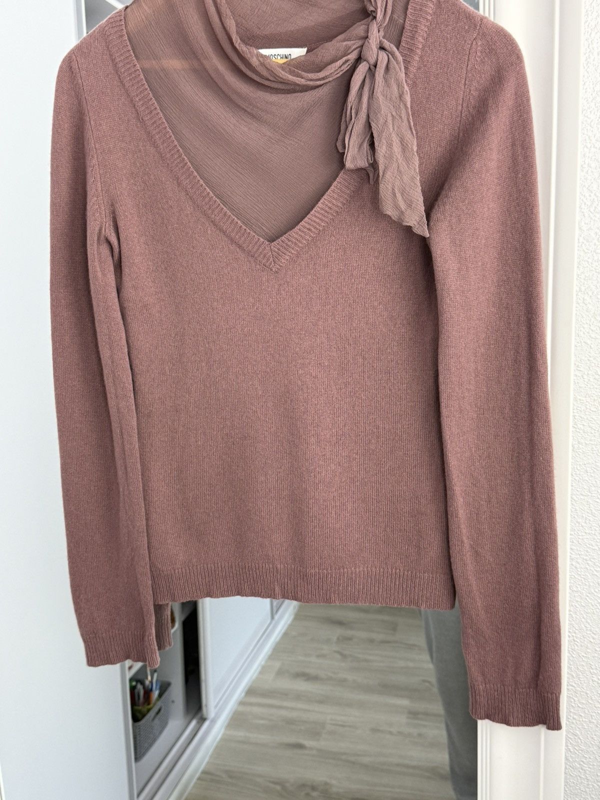 Moschino Moschino Blouses Sweater Moschino Wool Size: 40(6) Size M / US 6-8 / IT 42-44 - 4 Thumbnail