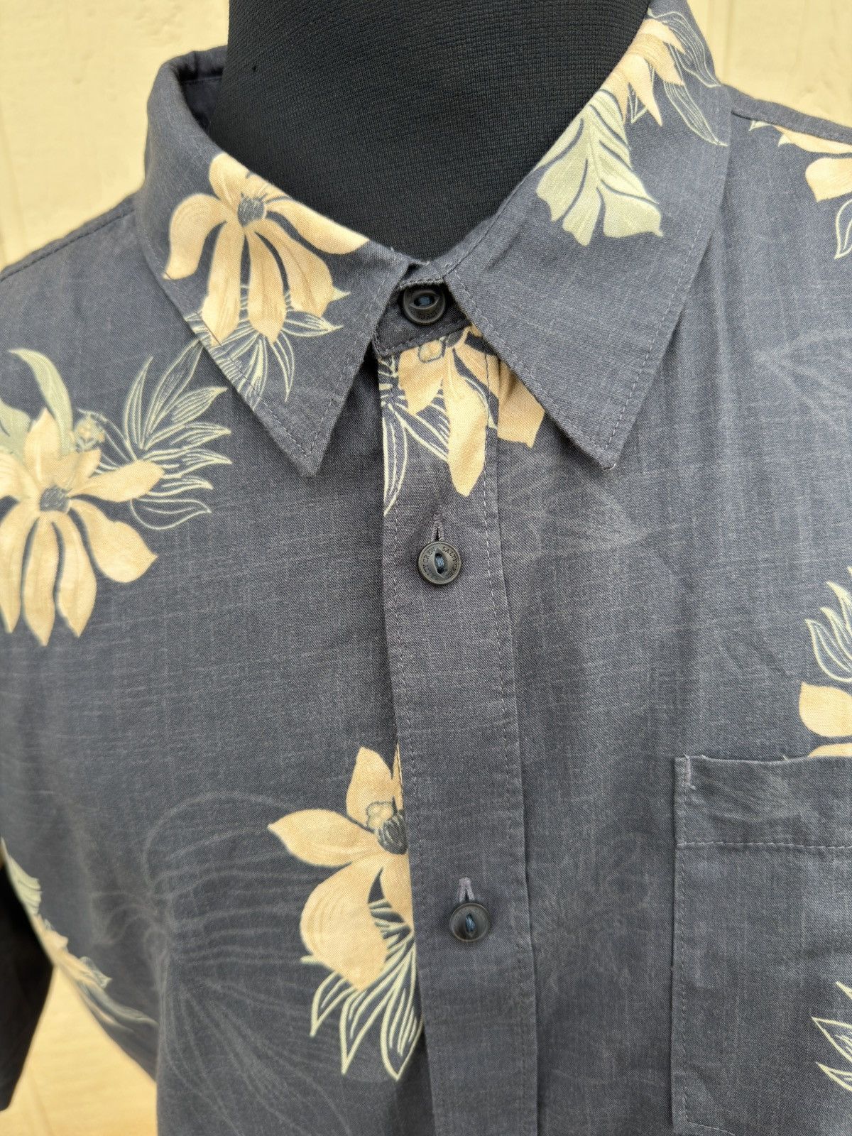 Other New Salty Crew Bloomin Short Sleeve Woven Shirt Blue Mens XL Size US XL / EU 56 / 4 - 3 Thumbnail