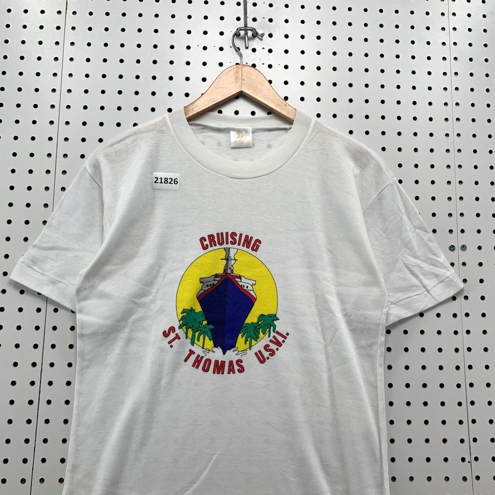 Fruit Of The Loom VINTAGE Cruising ST Thomas Shirt Mens Large White Single Stitch 19x28 Size US L / EU 52-54 / 3 - 5 Thumbnail