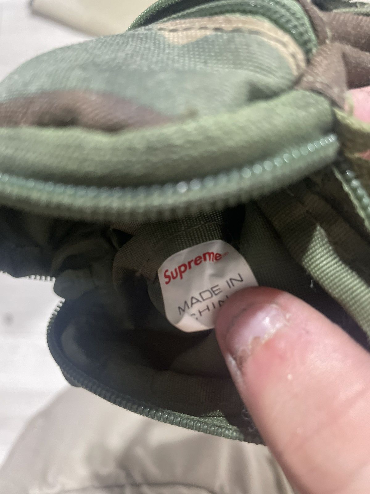 Supreme Supreme Camo Utility Shoulder Bag FW18 Size ONE SIZE - 4 Thumbnail
