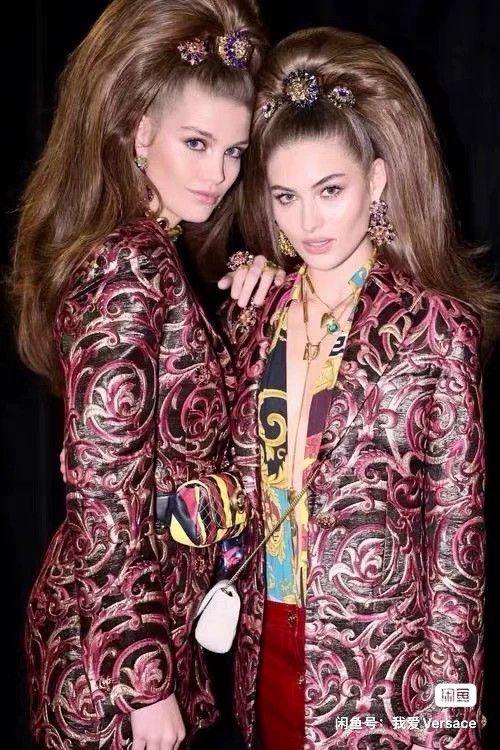 Versace Versace Heavy work embroidered blazer Size M / US 6-8 / IT 42-44 - 3 Thumbnail