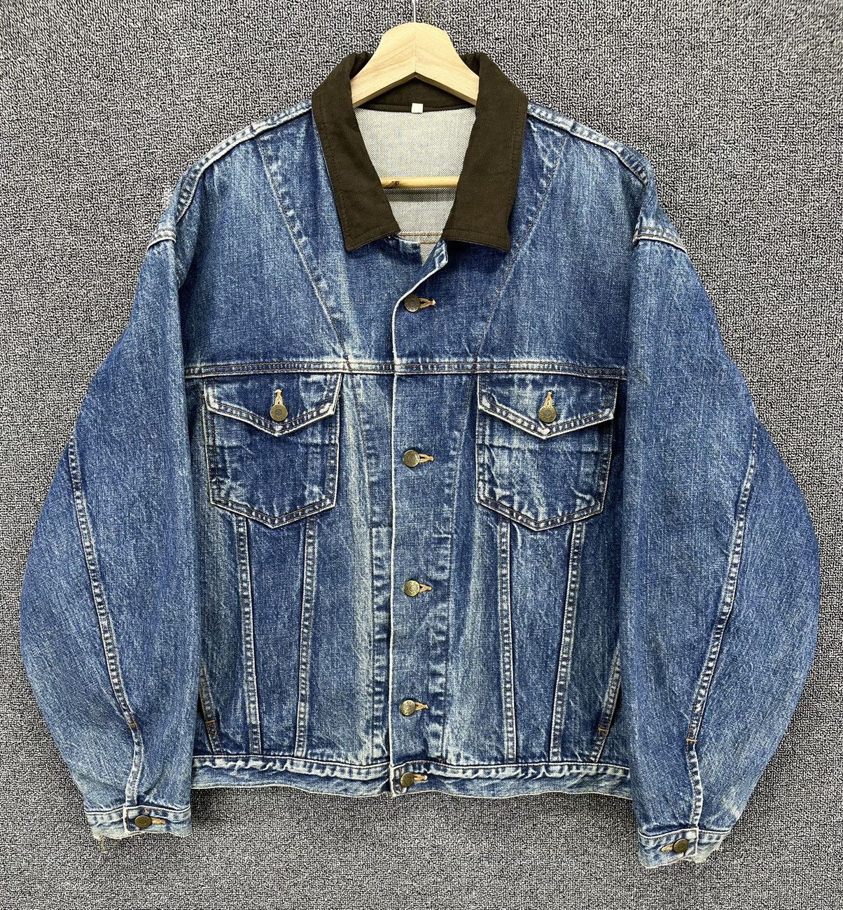 Kenzo Vintage 90s Kenzo Trucker Denim Jacket Size US L / EU 52-54 / 3 - 1 Thumbnail