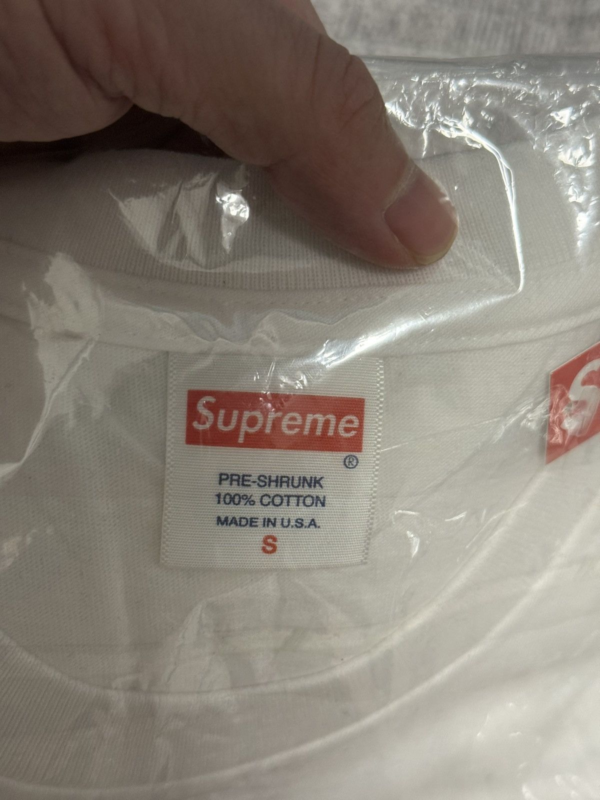 Supreme Supreme the word report cnn tee white T-shirt Size US S / EU 44-46 / 1 - 2 Thumbnail