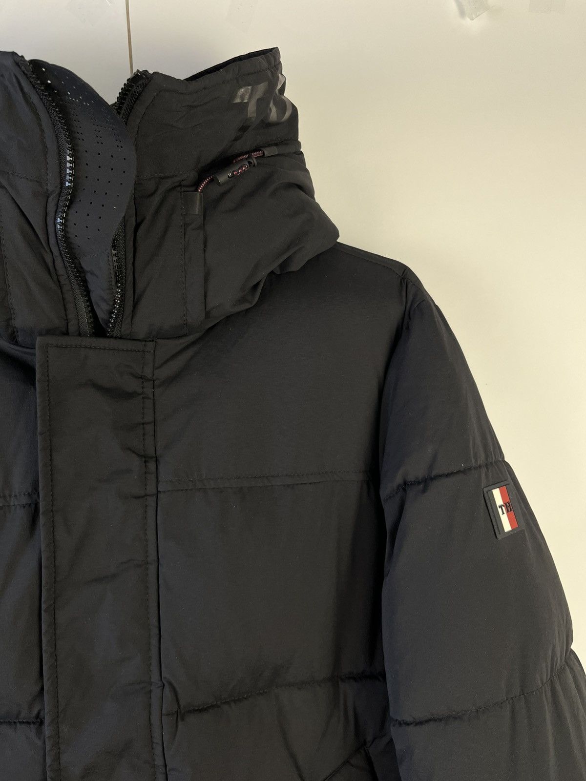 Tommy Hilfiger Tommy Hilfiger THFlex Nylon Hooded Full Zip Jacket Size US S / EU 44-46 / 1 - 3 Thumbnail