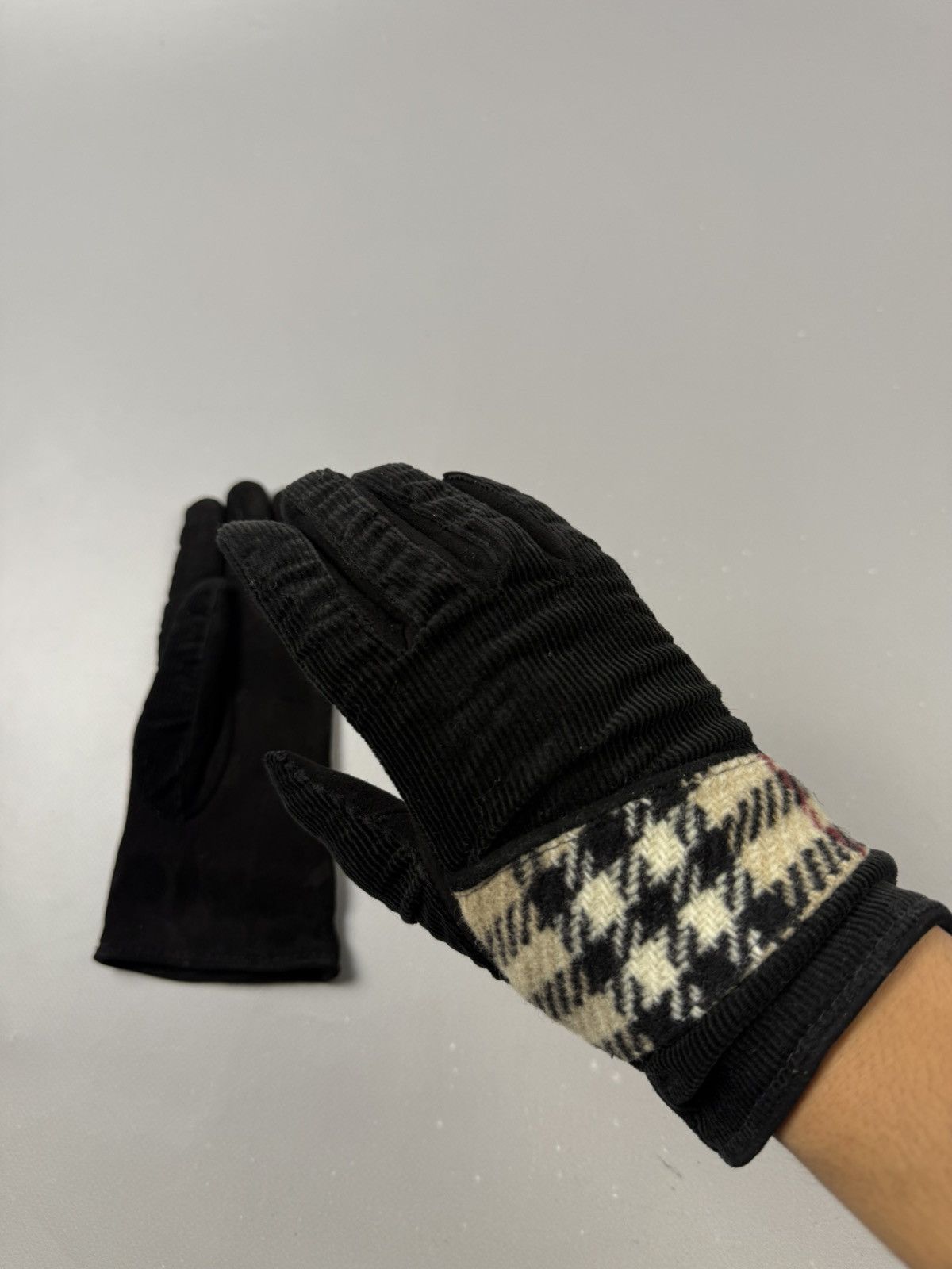 Burberry Burberry gloves vintage black whit novachek Size ONE SIZE - 3 Thumbnail