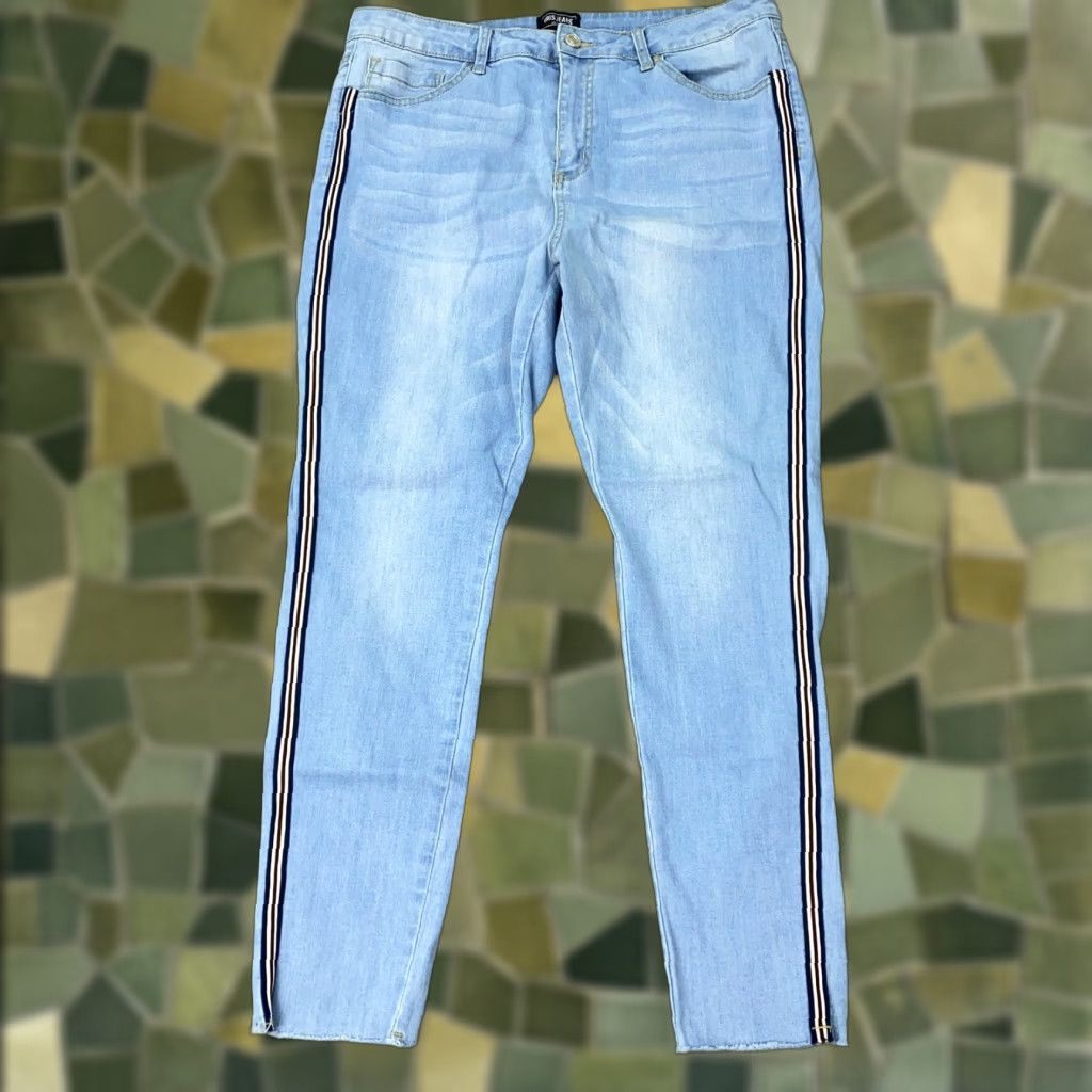 Vintage Iris Jeans Skinny Jeans Womens 15 Light Wash Striped Side Stripe Raw Hem Stretch Denim Jeans Womens 15 Size 36" / US 14 / IT 50 - 1 Thumbnail
