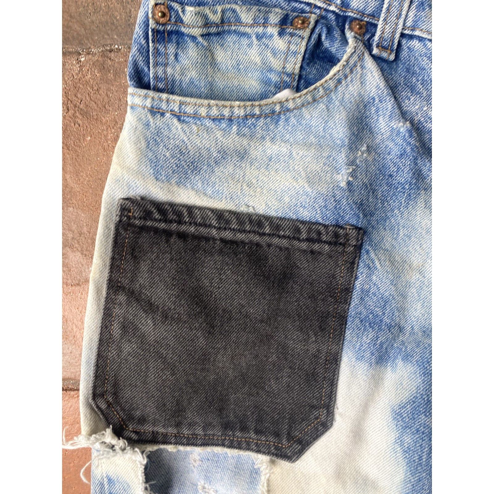 Levi's VINTAGE Levi's 506 Harley Davidson Jeans 32x30 Distressed USA Jeans Men 90s Western, 5-Pocket, Regular Fit, Blue, Denim, Levi's, USA, 90s, Preppy Size US 32 / EU 48 - 4 Thumbnail