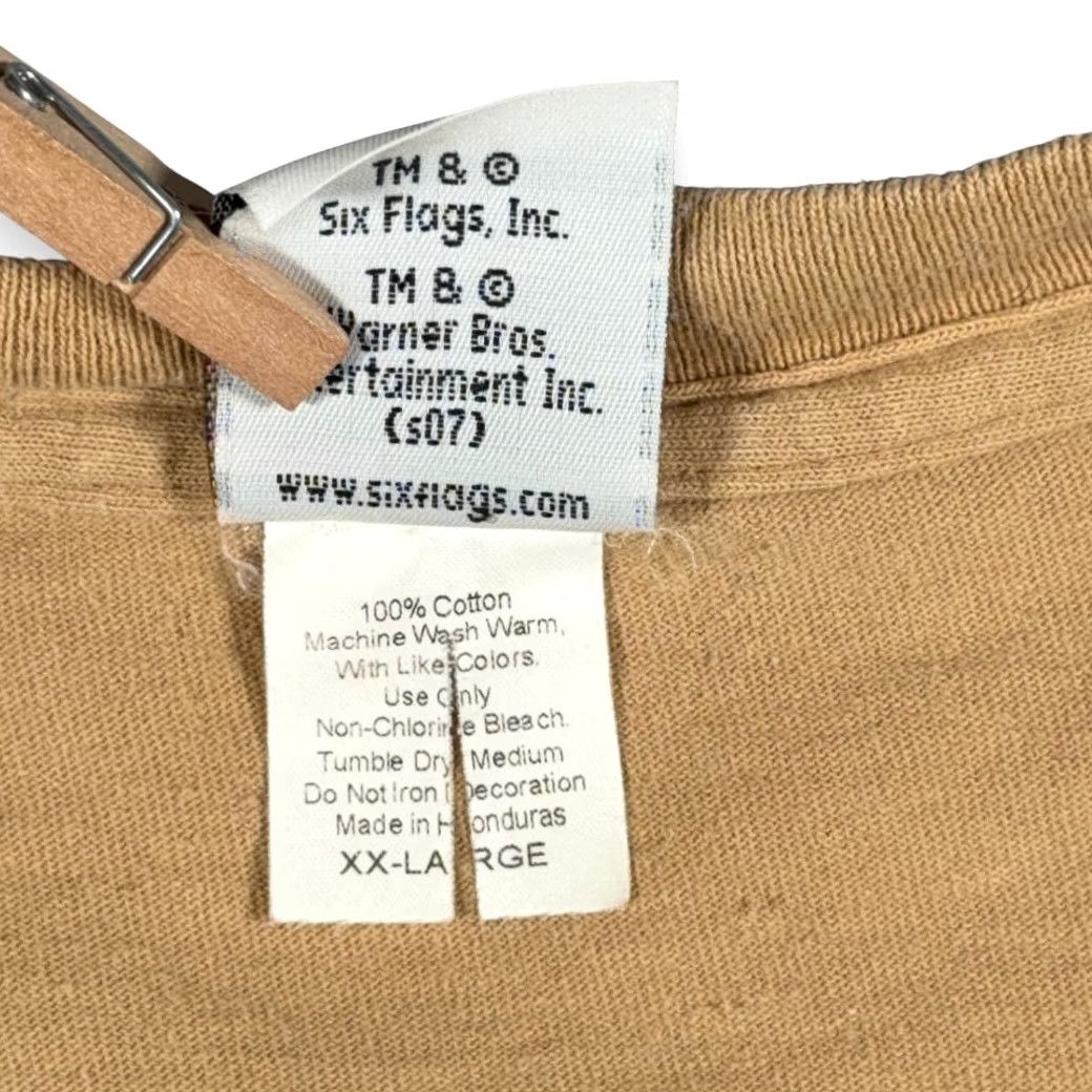 Vintage VINTAGE Six Flags Shirt Adult 2XL Brown T-Shirt Crew Neck Short Sleeve Cotton" Size US XXL / EU 58 / 5 - 4 Thumbnail