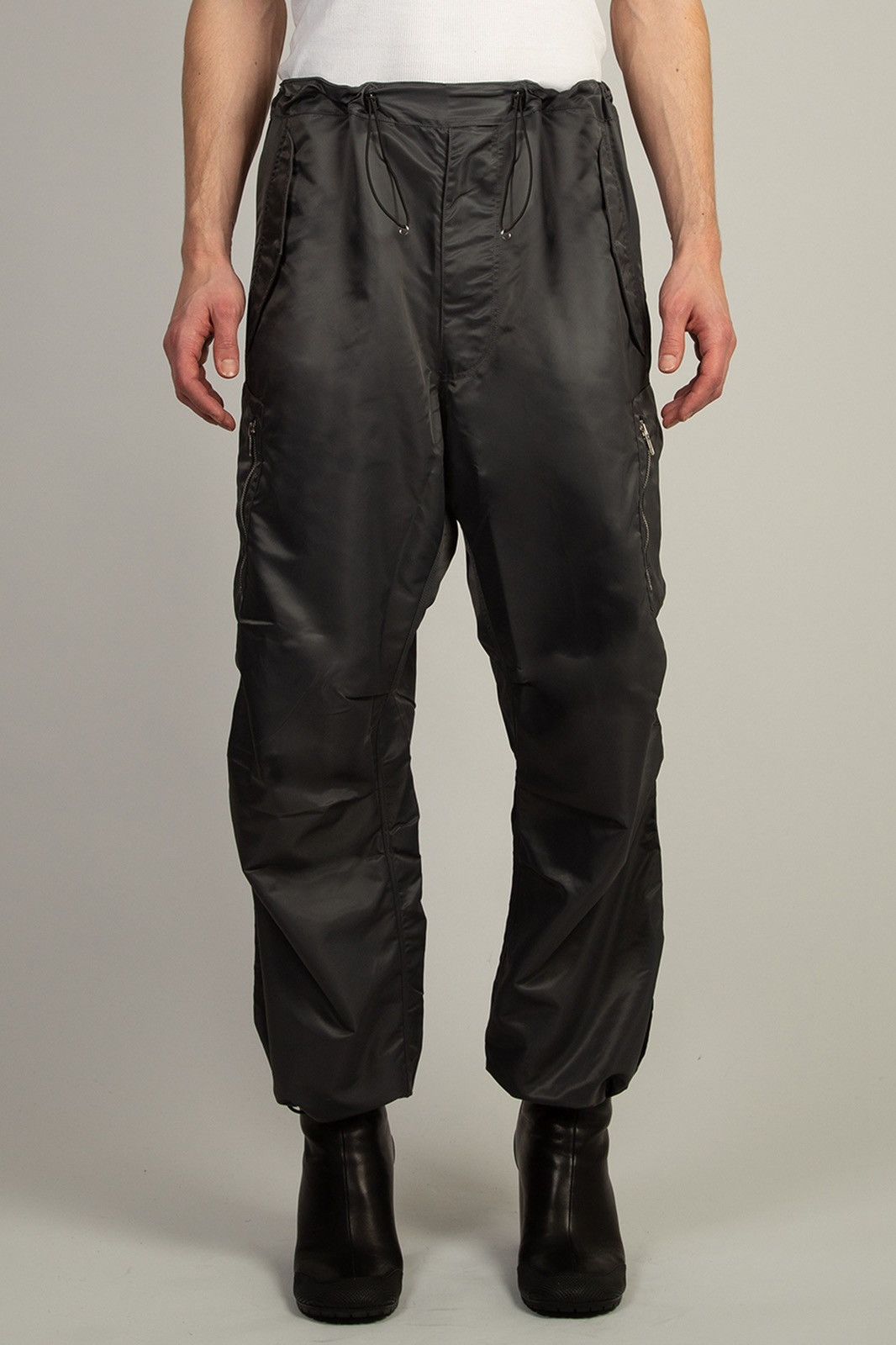 Random Identities NEW RANDOM IDENTITIES BERLIN BAGGIES CARGOS GREY NY-06A M Size US 32 / EU 48 - 3 Thumbnail