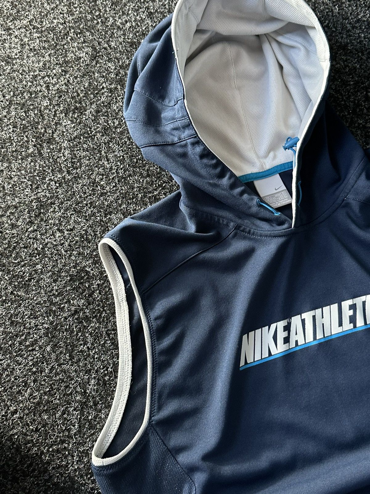 Nike × Vintage 🚨Vintage Nike Athletic y2k tank top Hoodie Hood big logo Size US L / EU 52-54 / 3 - 6 Thumbnail