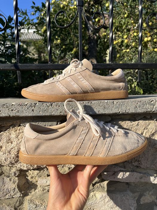 Adidas tobacco deals size 10