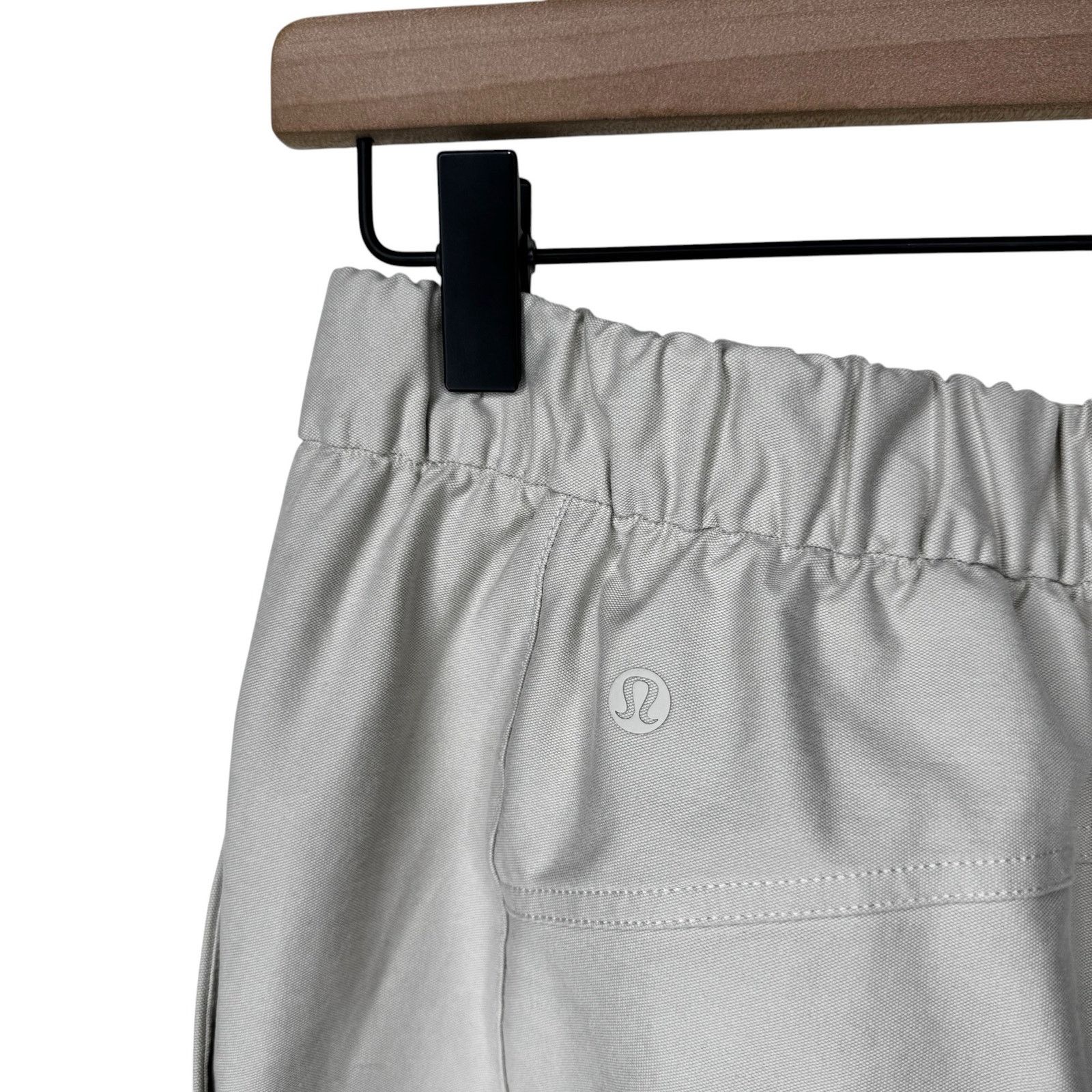 Lululemon Lululemon Light Utilitech Cargo Pocket Pant Riverstone 29 Size 29" - 4 Thumbnail