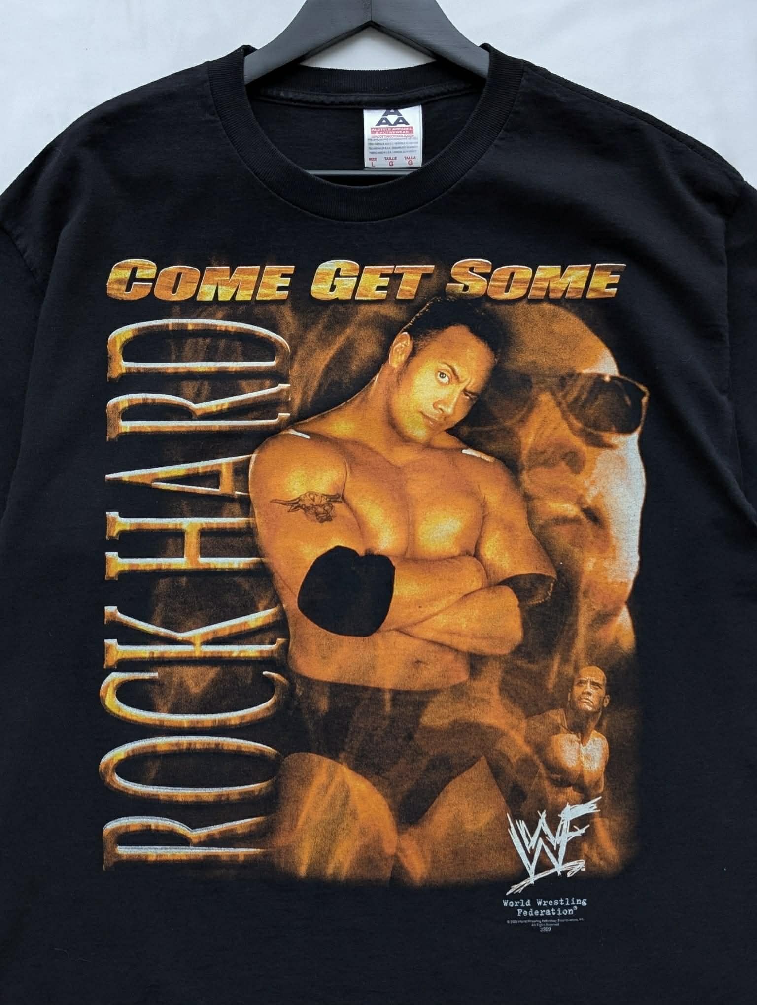 AAA Vintage WWF Wrestling ROCK HARD Dwayne Johnson 2000 t-shirt Size US L / EU 52-54 / 3 - 1 Thumbnail