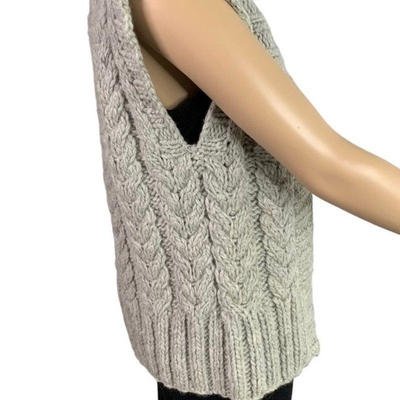 Banana Republic Banana Republic Heritage Womens Small Sweater Vest Knit Wool Size S / US 4 / IT 40 - 5 Thumbnail