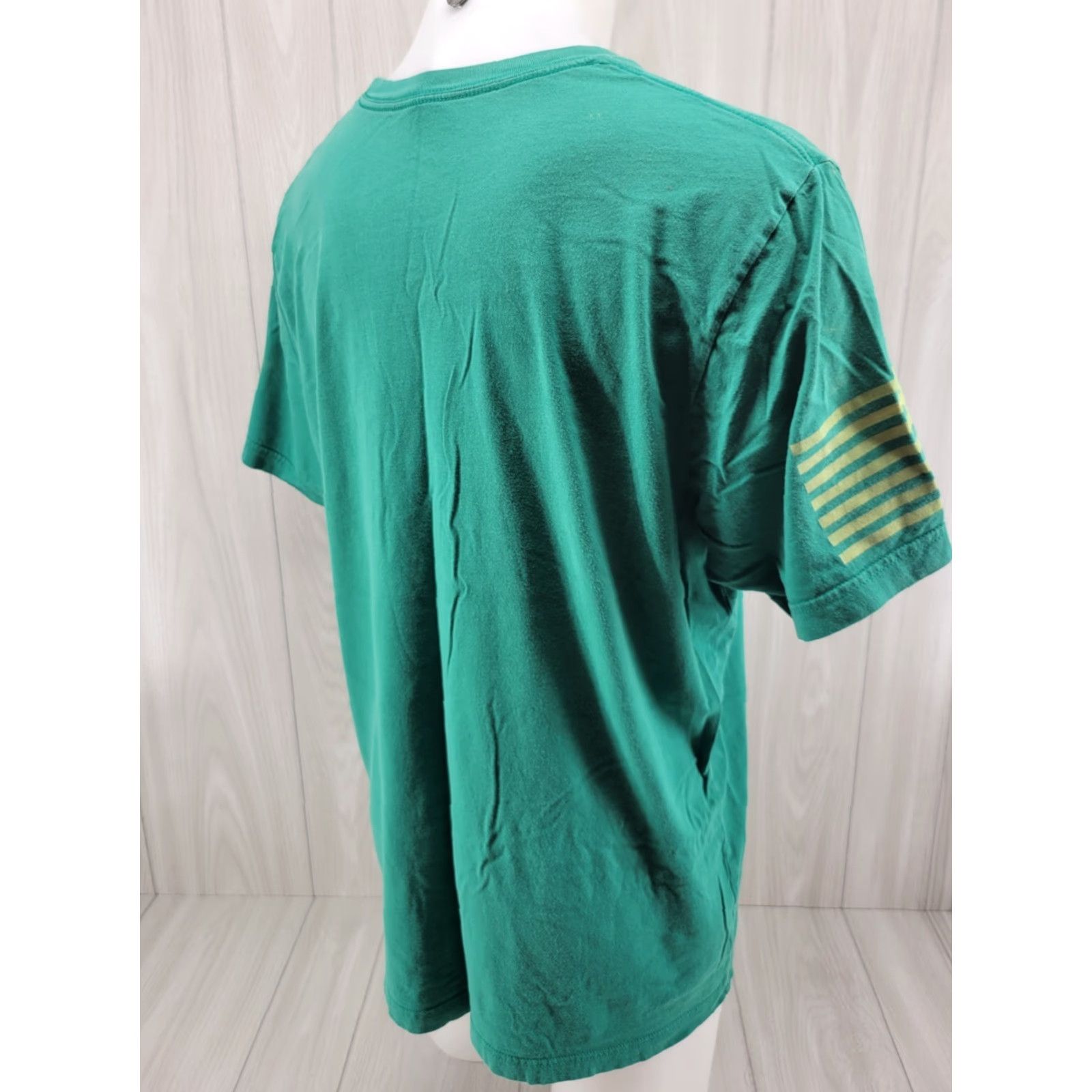 Vintage Grunt Style Battle of the Bulge T Shirt Mens 2XL Green Crew Neck Short Sleeve Graphic Tee Shirt Logo Veterans Patriotic Size US XXL / EU 58 / 5 - 4 Thumbnail