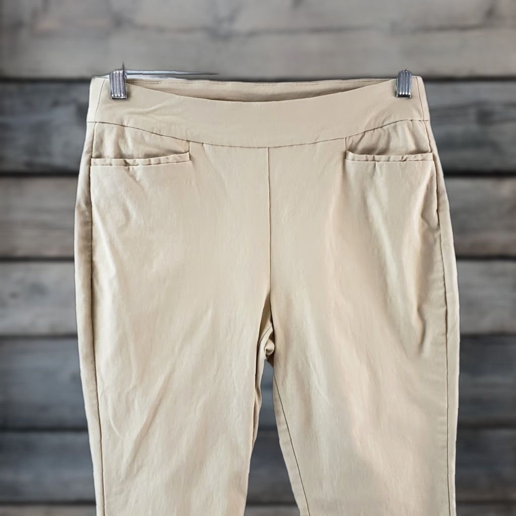 Vintage Chico's Womens Cropped Pull On Pants 8P Tan Brown Mid Rise Rayon Blend Petite Inseam 21 Style Cropped Mens Womens Girls Size 30" / US 8 / IT 44 - 1 Thumbnail