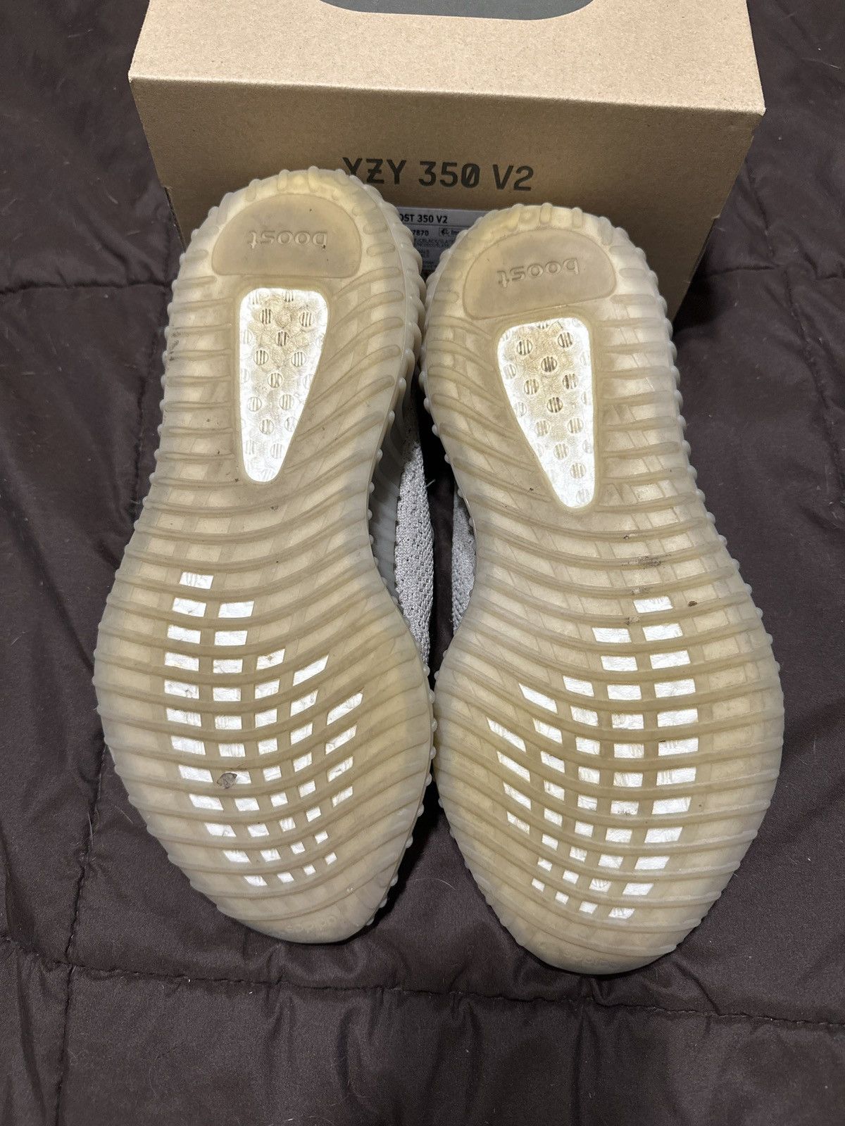 Adidas Yeezy boost 350 V2 Size US 11 / EU 44 - 5 Thumbnail